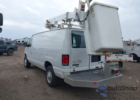 2014 Ford E-350 Super Duty Commercial z USA, uszkodzony, nr VIN 1FDSE3EL2EDB10624